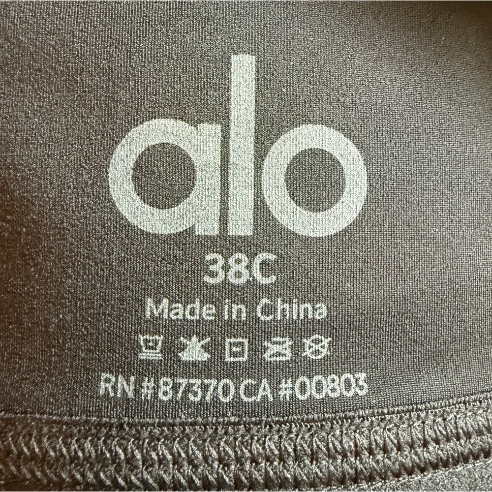 NWT Alo Yoga Power Play High Impact Bra 38C - New - Picture 5 of 9